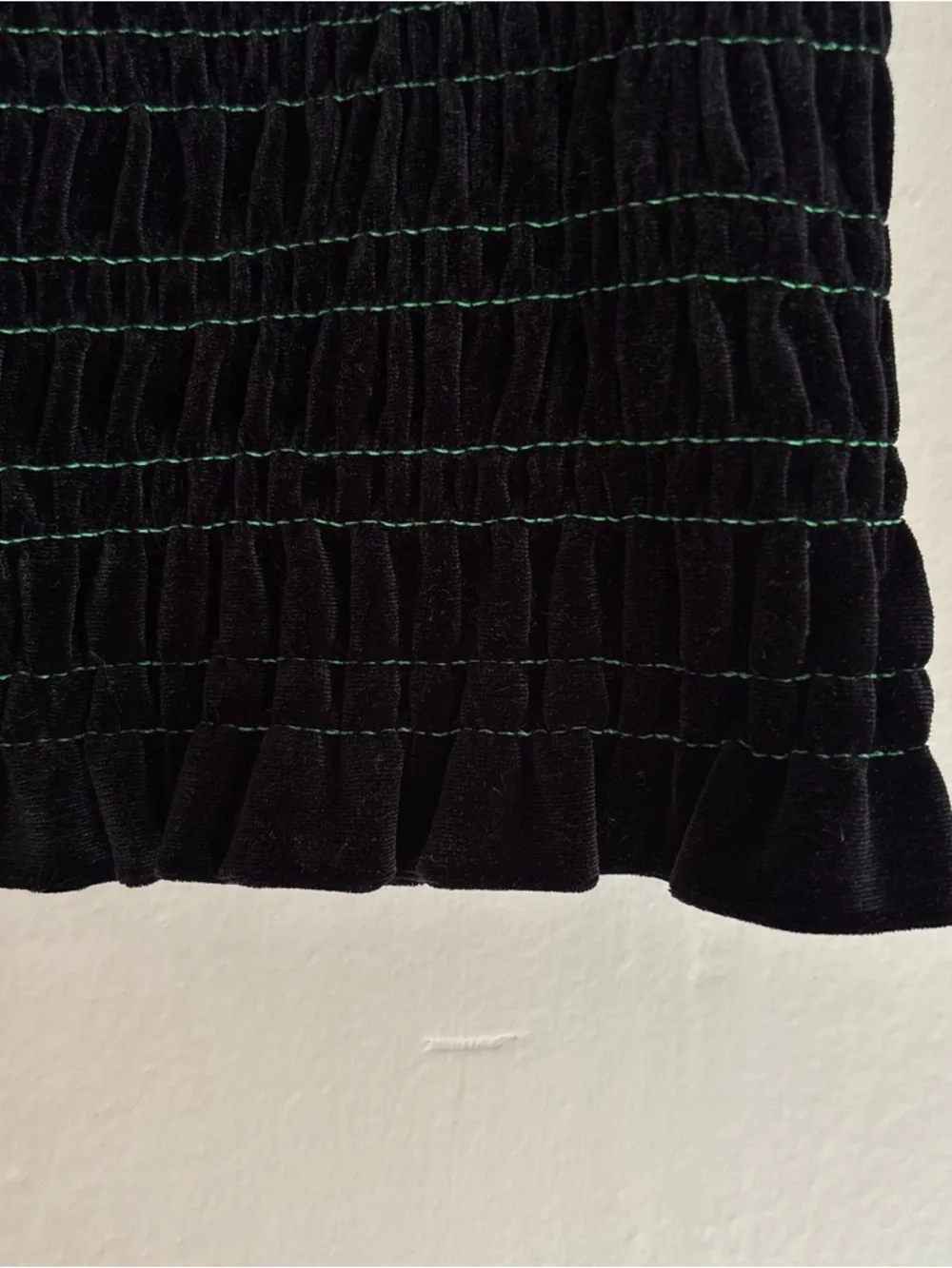 Ganni Black Smocked Cropped Tank Top with Green Stitching - Picture 5 of 8